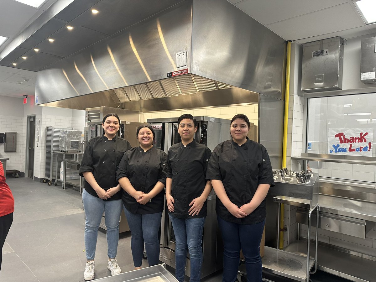 The always fabulous Chef Rominsky and Socorro High School Culinary hard at work making delicious cakes for our SISD Celebration Day event.❤️❤️