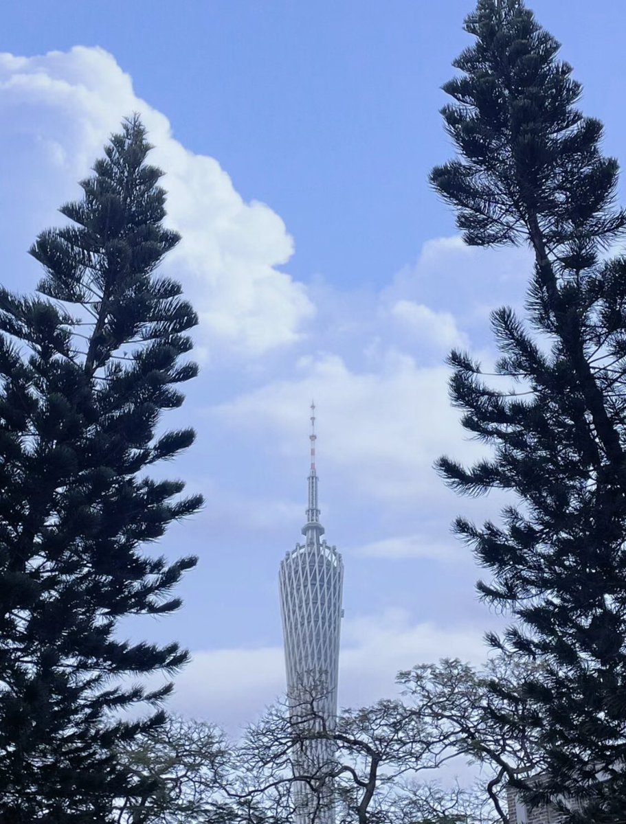 khammad352's tweet photo. 来日方长，何惧车遥马慢。
喜欢私信关注交朋友 https://t.co/Wt3yj6KZav
