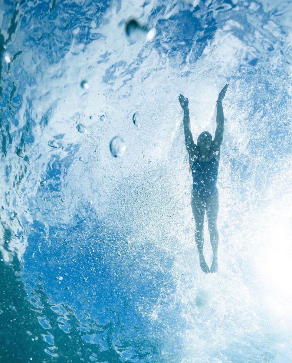 ElordiHannah's tweet photo. The ocean is where I go to find myself and lose myself all at once.
#Waterchild https://t.co/V6qCMsj9ro