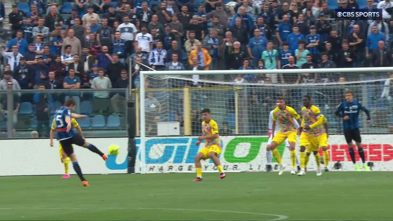 MARTEN DE ROON THAT IS SPECIAL!

AN AMAZING FINISH FROM ATALANTA'S MIDFIELDER. 🔥”