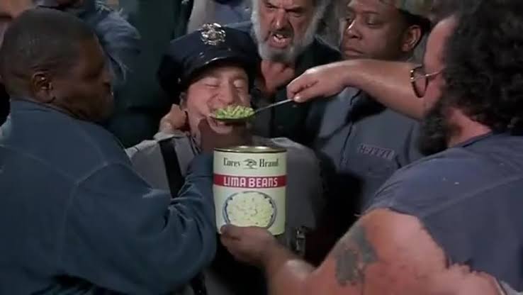 RYatanagi's tweet image. I finally found a reference's origin that no one else on the internet found before.
The lima bean joke in the season 3 SpongeBob episode, "Krabby Land" is a reference to a scene of the jail fight in the 1994 Leslie Nielsen's movie Naked Gun 33 1/3.
#spongebob #nakedgun #limabean