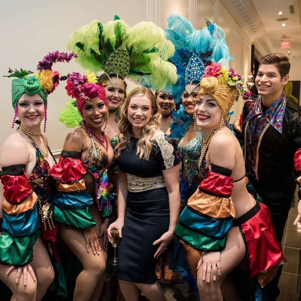 Cinco de Mayo celebrates the Mexican victory over France in 1862. Marking May 5th doesn’t have to be all about margaritas — throw in some festive Mexican dishes, decorations and activities that pay homage to this holiday! One of our personal favorites is… instagr.am/p/CryarUHuS7L/