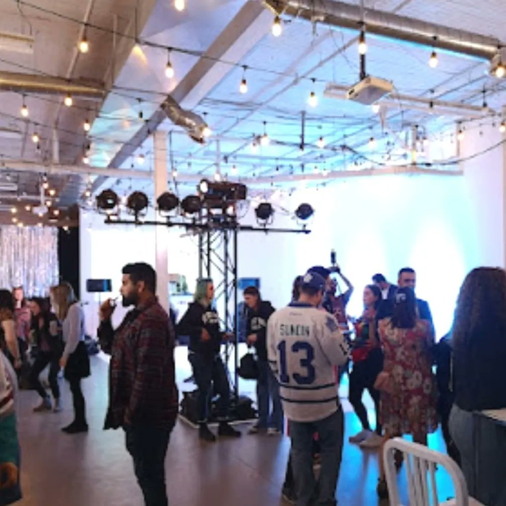 MoVernie's tweet photo. Special thank you to @pinkdreams_inc for having my #MoVernieCrew to attend this meaningful charity event!
#saveourscruff
#pinkdreamsinc
#ticklesscanada
#ScruffSocial #RescueDogs #CharityEvent #Fundraiser #MoVernie #GiveBack #Toronto https://t.co/Iu2STmvhEB