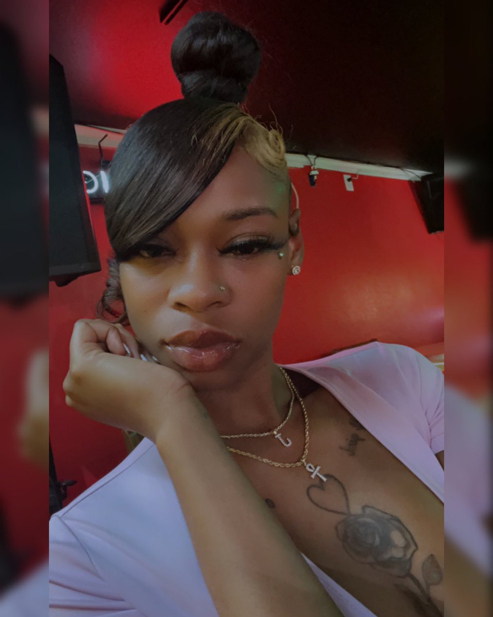 theJSimone's tweet photo. https://t.co/yzaviBzA5f