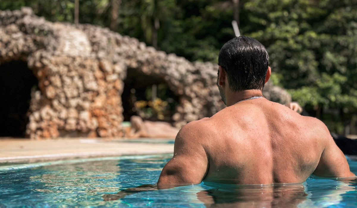AlviraKhanAgnih's tweet photo. Back to life back to Reality🔥👀❤️✨️
Tiger is Ready for Another 10 Years 
To 2023 to 2033 Official 16 Films are Ready from by @BeingSalmanKhan Special Surprise Every year 2 or 1 films by your King of People's Hero &amp; Hearts fans familys #SalmanKhan 
Guess the films now https://t.co/szwwX5LJIf