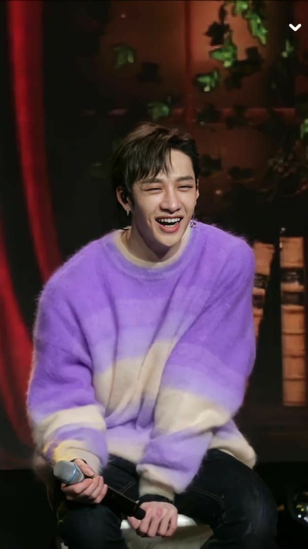 No1LikeBee's tweet photo. bias challenge: pick 4 idols with this color in their outfit. 

i got: Purple

reply for a color https://t.co/hRtFqXEeRb