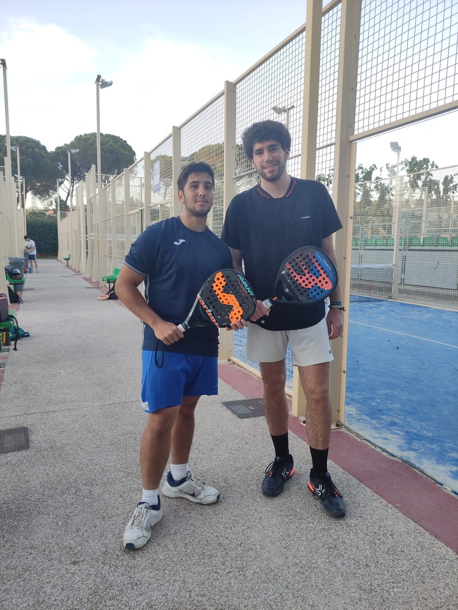 virgenlapaloma's tweet photo. ¡Felicidades a las parejas ganadoras del #TorneoDePádel de este puente, y gracias a los más de 50 padeleros de las parroquias #VirgenDeLaPaloma, Santa Catalina de Siena, el Tránsito, Mirasierra y San José; entre otros!

¡Gracias a vosotros, cada vez somos + #reconstructores! https://t.co/QC52FA84qJ