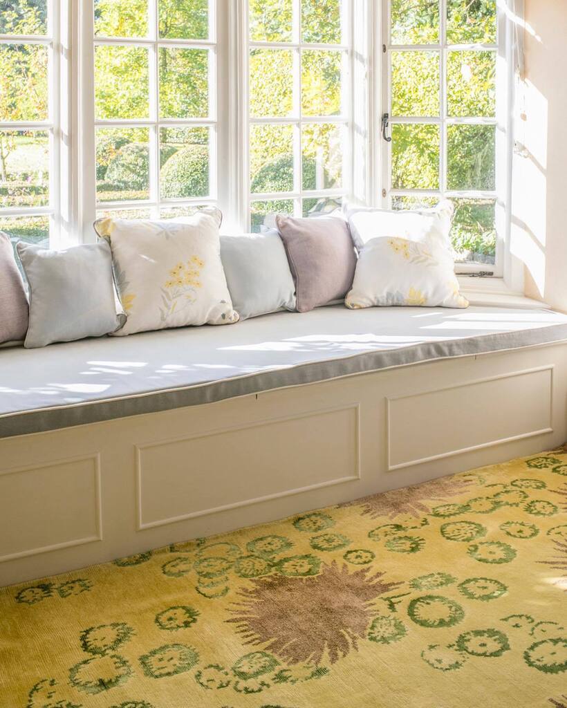 Yesterday’s post inspired by #nationalgardeningweek has got me thinking of my early designs, many of which were focused around gardens and flowers. 

These are some of my favourites 🌼🌸🍃

(The first one, the ‘Chrysanthemums’ on the yellow background i… instagr.am/p/Crx6IjQoPft/