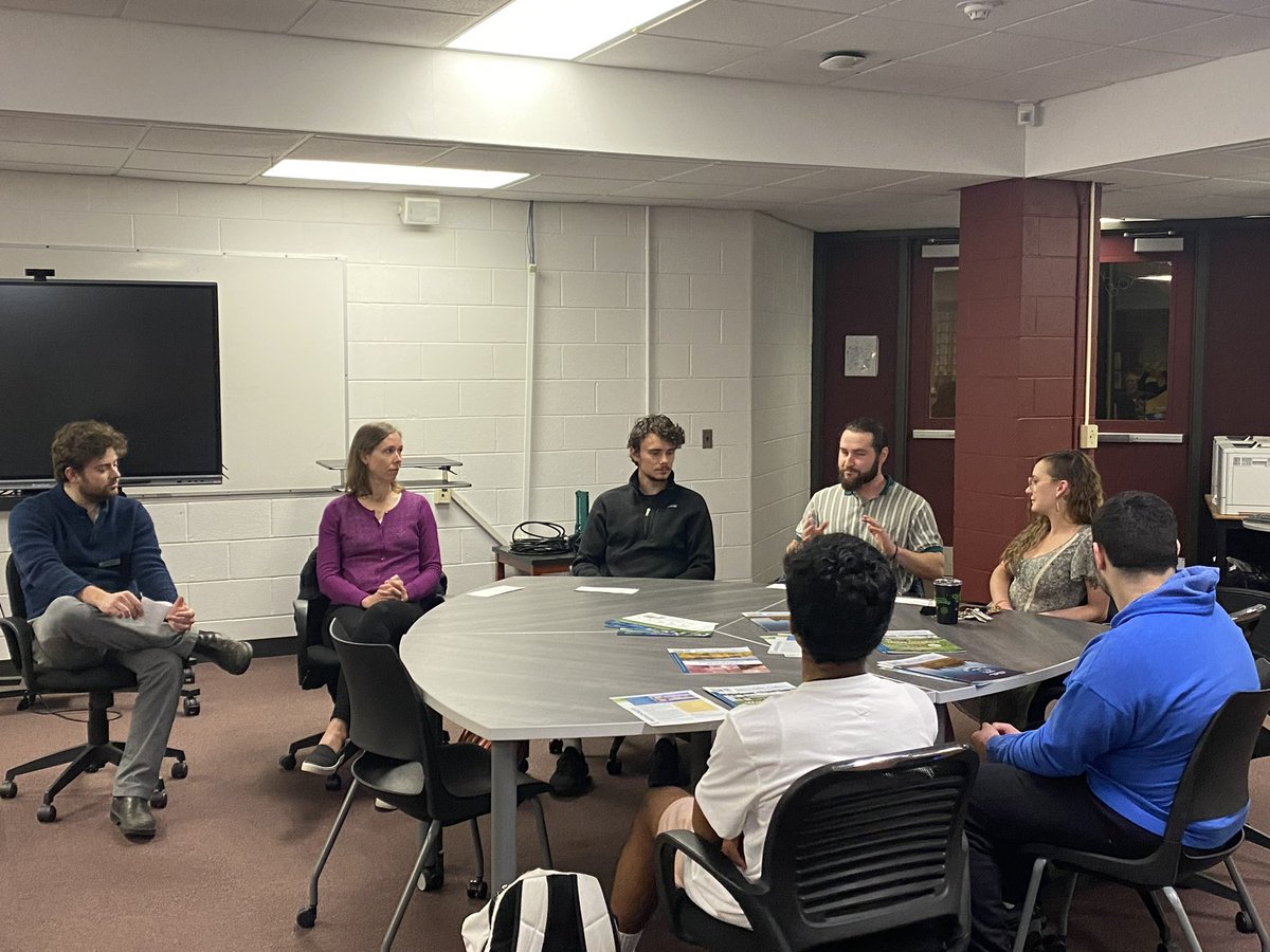 ChelmsfordSci's tweet photo. Industry partnerships are essential for student experiences.  Thank you @NEIWPCC for speaking with our Life Science #innovationpathway students! https://t.co/lyjrgykroI