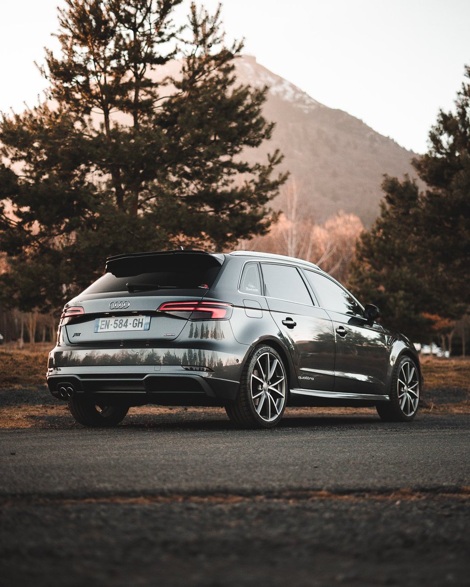 𝐸𝓌𝑒𝓃 tweet media