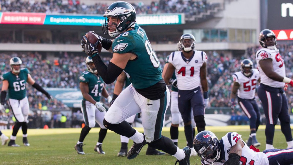 One of the most underrated seasons in #Eagles history; 2018 Zach Ertz: 

116 REC (NFL record for TEs)
1,163 YDS
8 TD