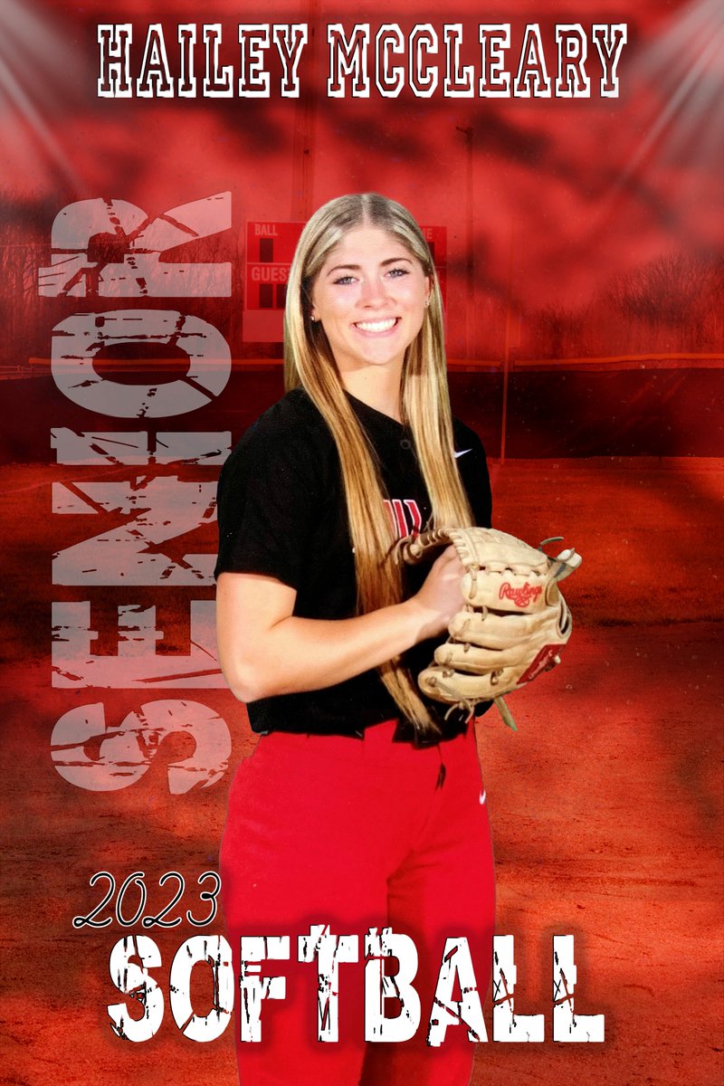 reds_softball tweet picture