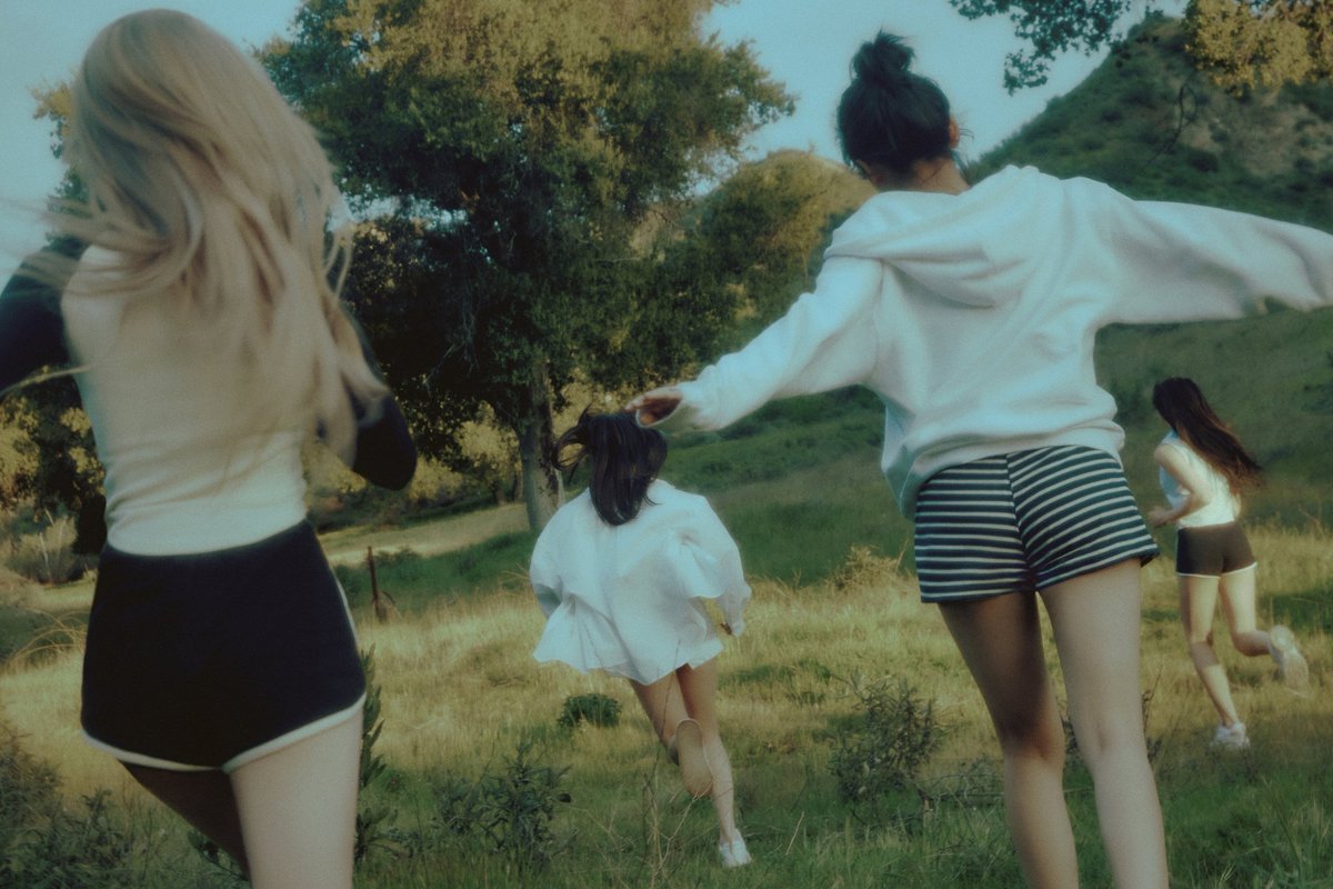 PRlSM_ENT's tweet photo. ⠀ ⠀⠀
[ AESPA ] 

ÆSPA 에스파 
< WELCOME TO MY WORLD >
MV RELEASE : 2023.05.03 
⠀ ⠀⠀ https://t.co/rrQVtB7J7t
