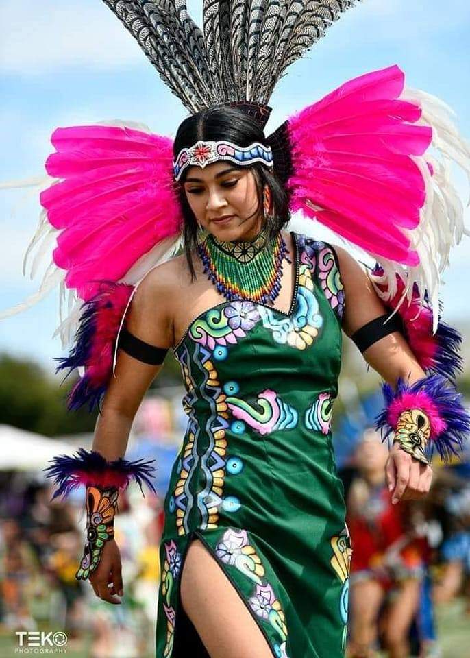 Native women.
#nativelovers #nativeamarican
