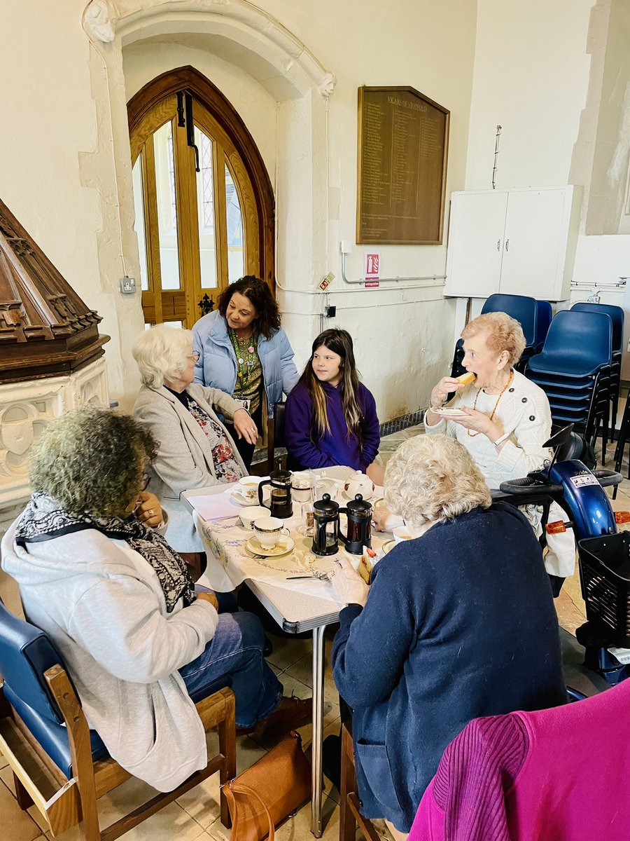 roecroftlower's tweet image. Our values ambassadors supporting the local community coffee morning at St Mary’s church this morning. ⛪️ 
#valuesoflife #roecroftfamily
