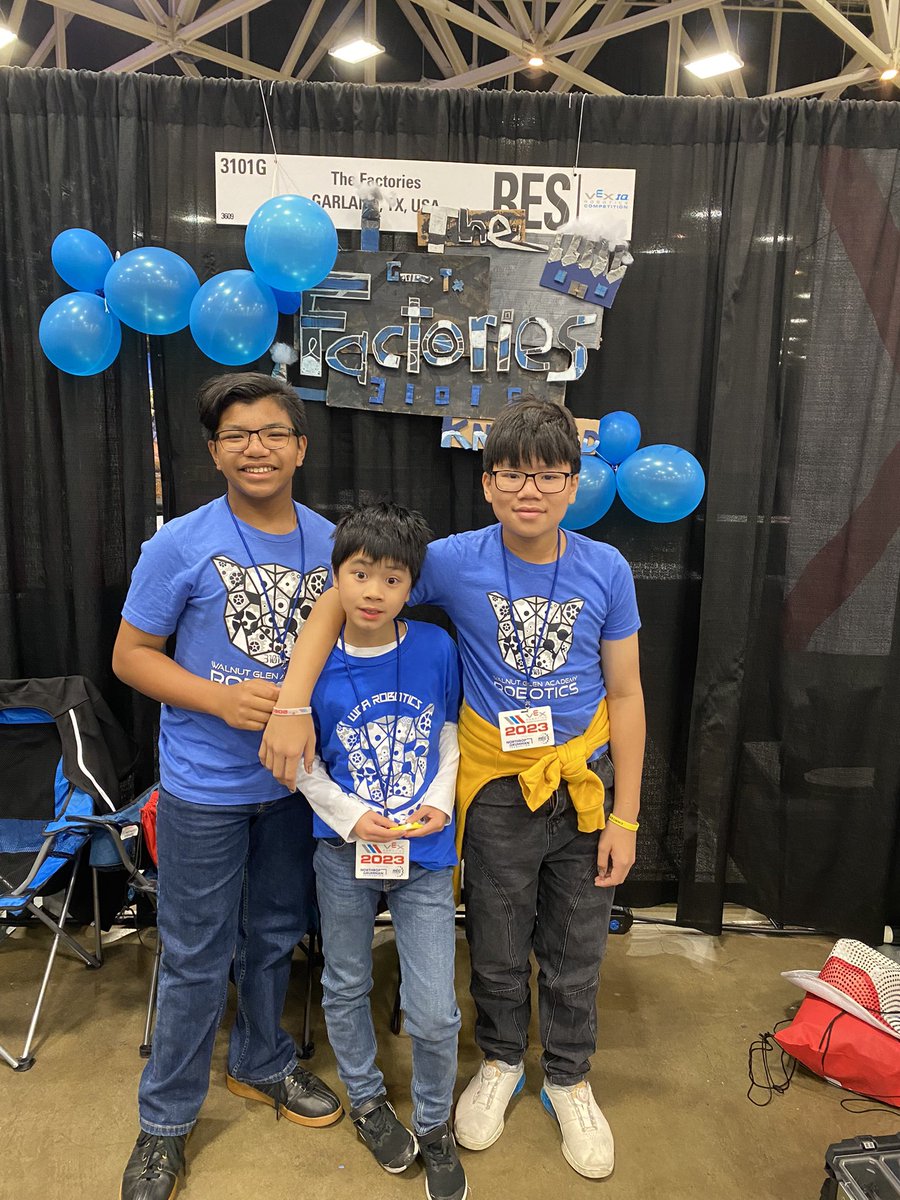 Ready for day 2!!! <a href="/WGA_Leopards/">Walnut Glen Academy</a> <a href="/VEXRobotics/">VEX Robotics</a>