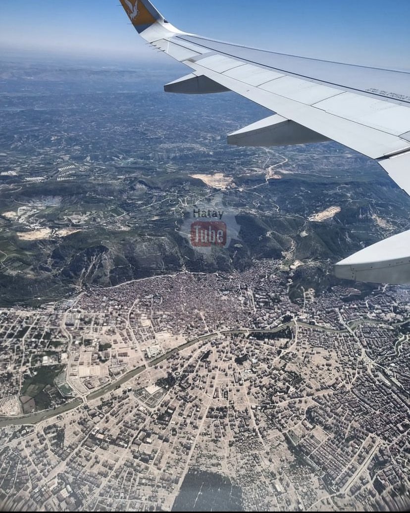 Hatayist's tweet photo. Bu şehri böyle görmeye dayanamıyorum..

Hatay/Antakya

2023 - 2021

📷İg/Hataytube https://t.co/BtNdCshOCL