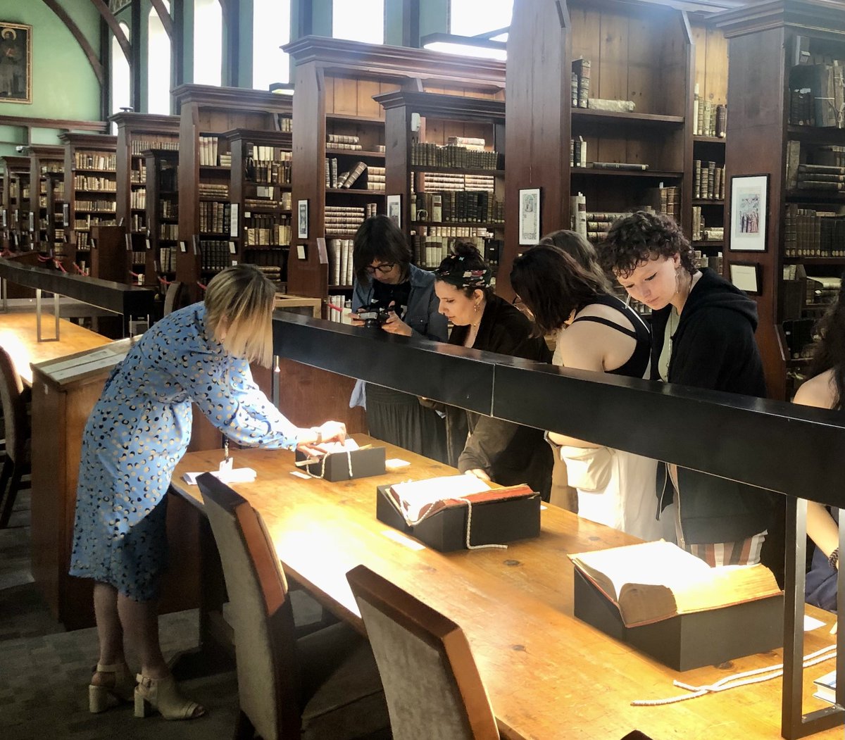 SCA_MULibrary's tweet photo. This morning, we had the pleasure of welcoming students from @uStMikes for a tour of the Russell Library and to view some of our medieval and Gaelic manuscripts https://t.co/nka4vg1JOx