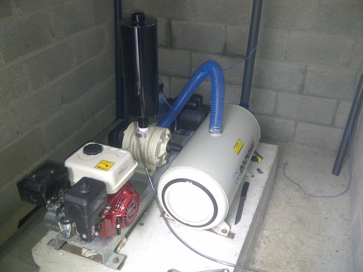 servimplementos's tweet photo. Instalación de un equipo de 6 puestos descarga a cantaras con motor Dual (Eléctrico-Gasolina) para esas zonas donde el flujo eléctrico presenta fallas constantes 

Estaremos siempre de la mano con el productor Agropecuario para ofrecerle soluciones hechas a su medida https://t.co/ugXPo4pNb0