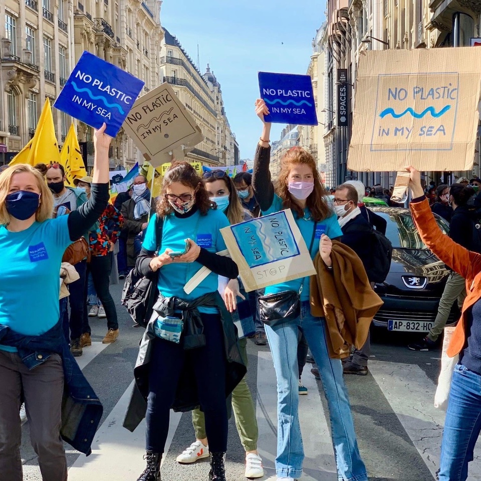ZeroDechetSauv's tweet photo. #NoPlasticChallenge : l'association @noplasticfrance te met au défi de réduire ta consommation de #plastique 💪🌍

➡ https://t.co/ywXXH6gmOw https://t.co/lSt5PwuPps
