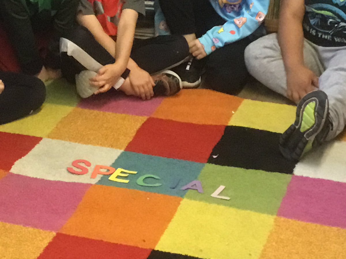 FeehanORH21's tweet image. What makes us different makes up SPECIAL…We all fit together!🧩💙 @ORHEagles21 #WeHelpChildren #makingitfun