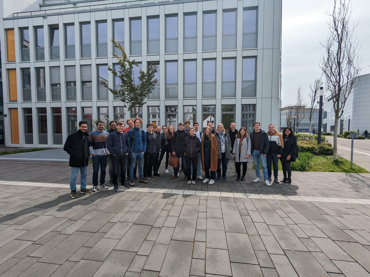 Our first #Lamarr Lab visit took place last week. Conclusion: 10/10 Would do it again! We laughed a lot, worked and brainstormed. ✨
#Shoutout to our wonderful team: it's just always a pleasure working with you! 🥳
#WeAreLamarr