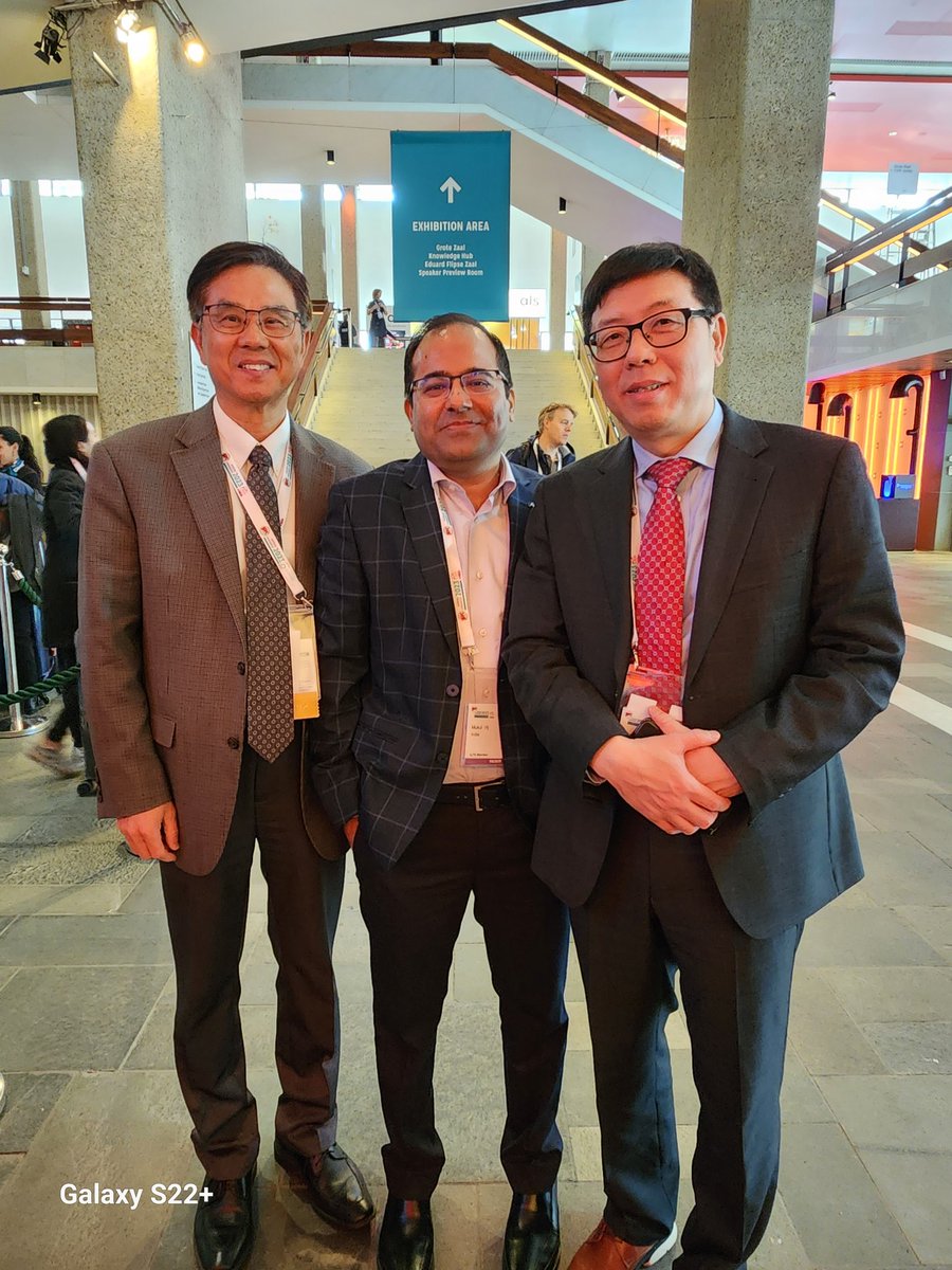 vij_mukul's tweet photo. #ILTS2023 fantastic session on Pathology #liverpath with @DoukasMichail @zhang_xuchen and Eric chen https://t.co/KSI7flJVmi
