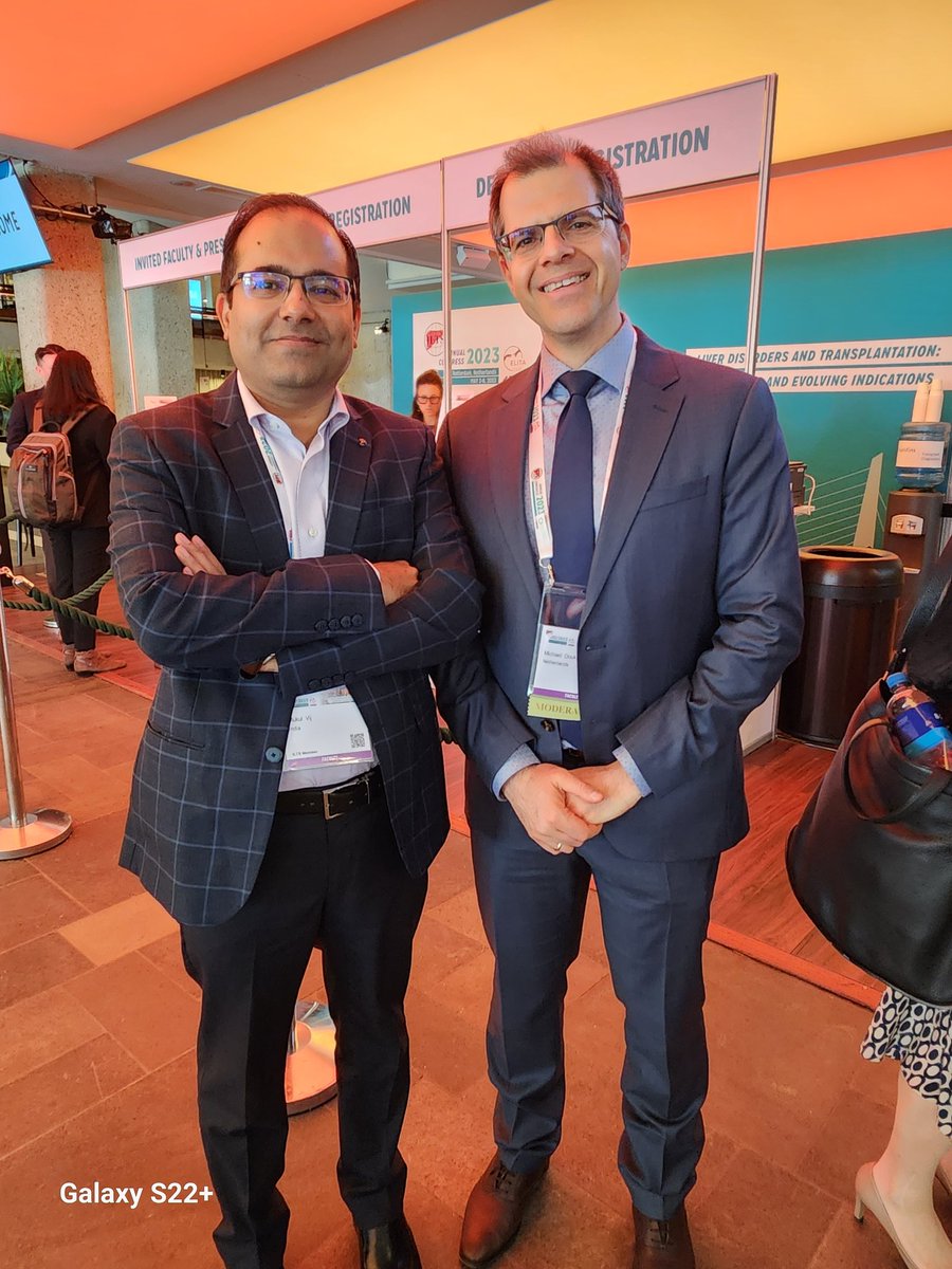 vij_mukul's tweet photo. #ILTS2023 fantastic session on Pathology #liverpath with @DoukasMichail @zhang_xuchen and Eric chen https://t.co/KSI7flJVmi