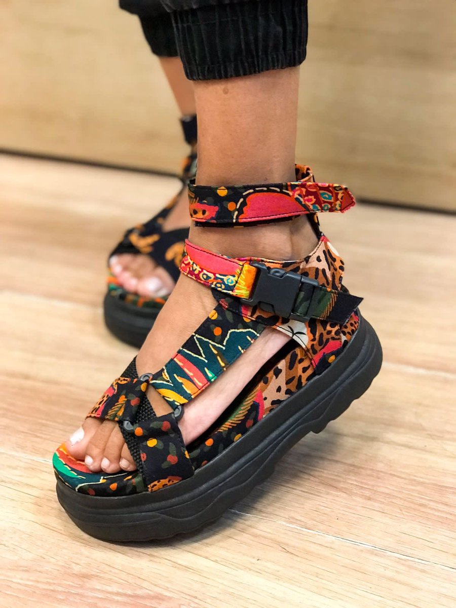 apaixonada! Queria todas! 💗 
21990647864