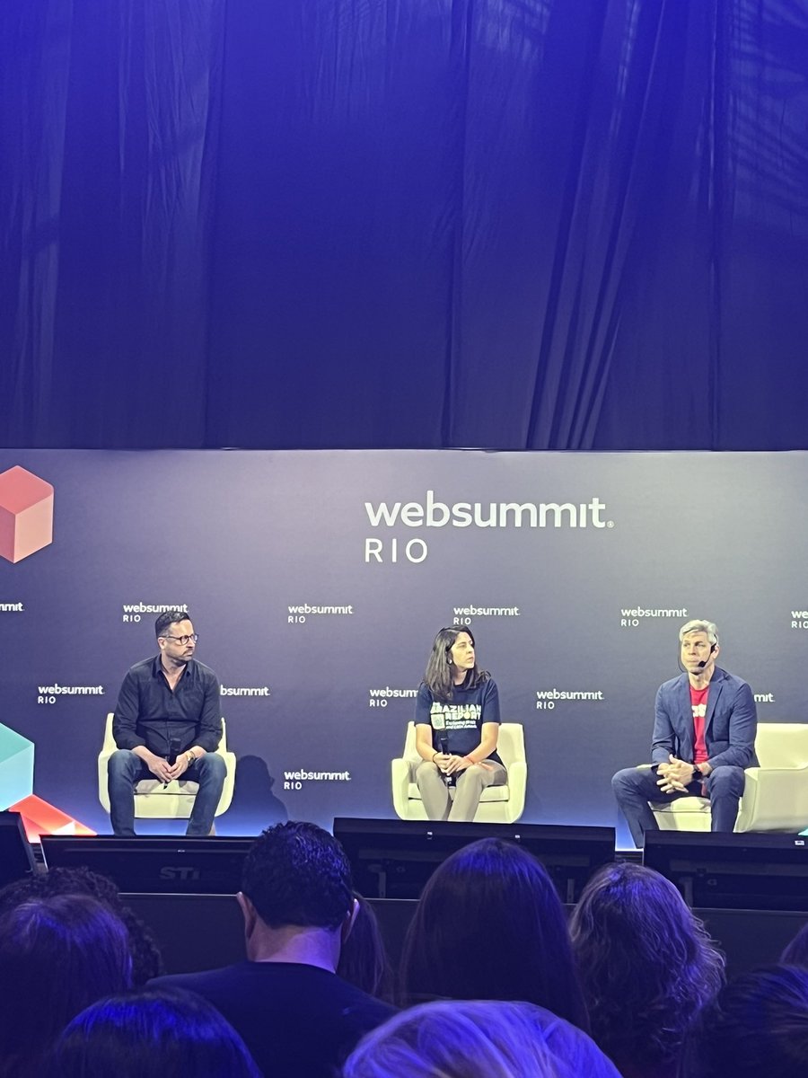 Chiara Bot tweet media