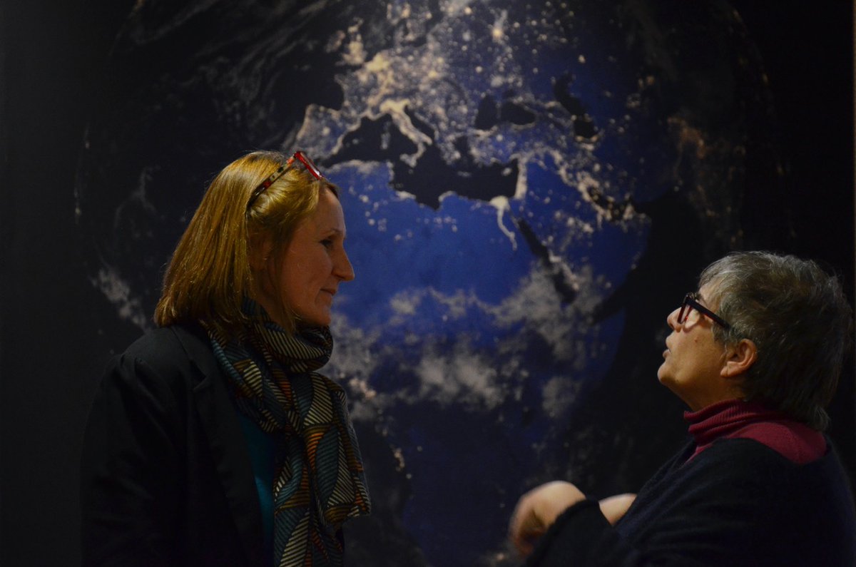 AssocScienceTV's tweet photo. [RETOUR EN IMAGES]

Jeudi 13 avril, le @CNES accueillait une rencontre entre @ARTEfr et l'AST.

Sous la responsabilité d'Hélène Ganichaud, les producteurs membres de l'association ont pu bénéficier d'échanges privilégiés avec l'équipe de l'Unité Découverte &amp; Connaissance d'Arte https://t.co/HsQ6DkOoI2