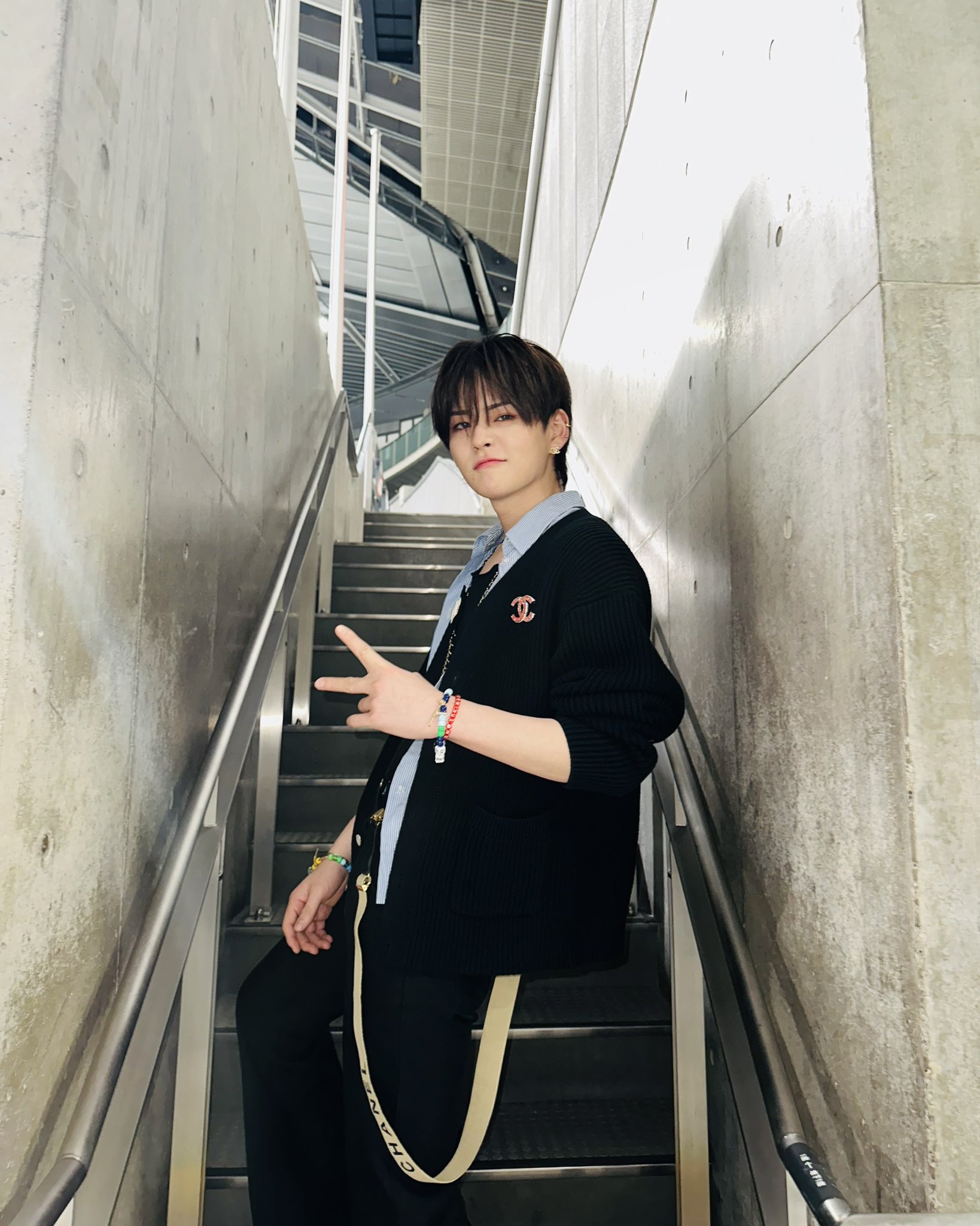 FvNIvafaAAEg3tk?format=jpg&name=large