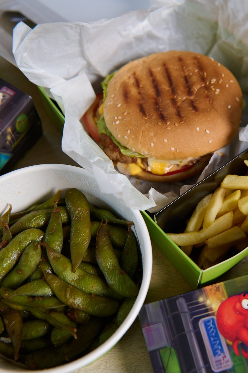 Food delivery SMILEFOOD Dubai tweet media