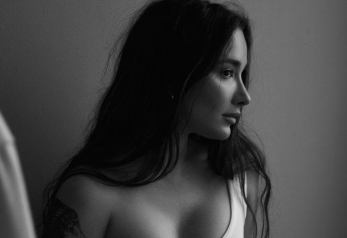 What's your deepest desire? 🤔#onlyfansgirl #onlyfanscreator #model https://t.co/j1fH3mYZGQ<a href="/tag/onlyfansgirl"class="tags">#onlyfansgirl</a><a href="/tag/onlyfanscreator"class="tags">#onlyfanscreator</a><a href="/tag/model"class="tags"><span>#model</span></a>