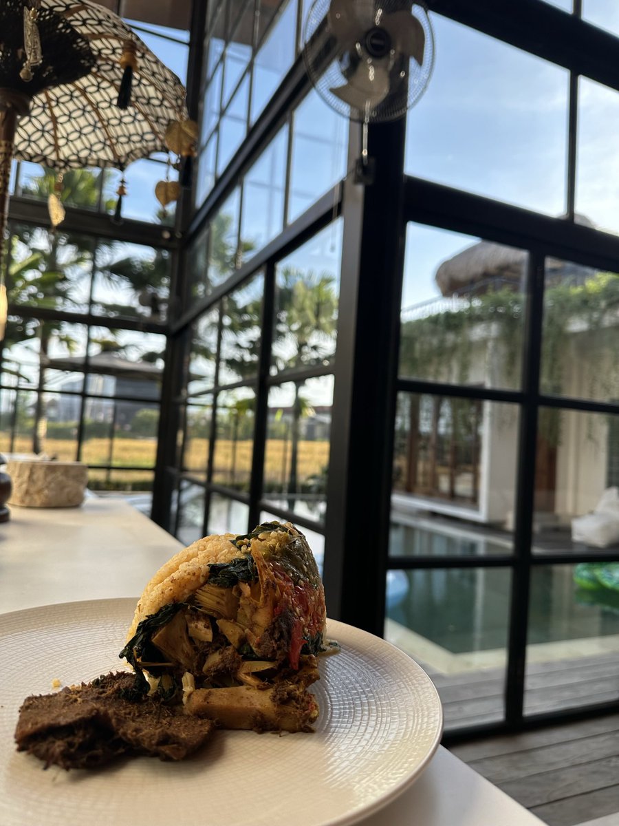 Erika Carlina tweet media