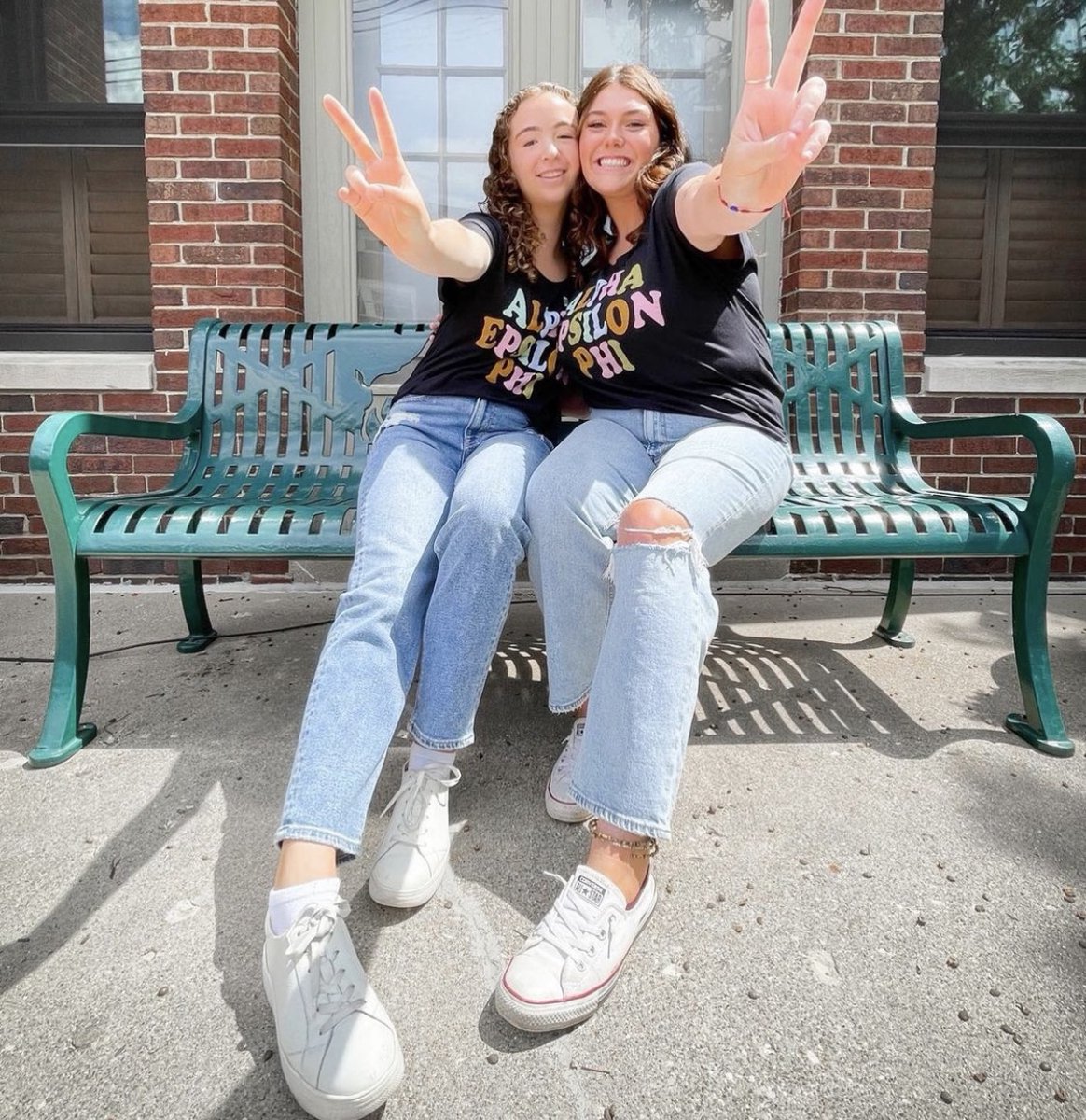 AEPhi's tweet image. Today, sisters from @illiniphi celebrate the founding of their chapter. The Mu Chapter was chartered on May 3, 1920. #aeφ #alphaepsilonphi #aephi #aephoundersday