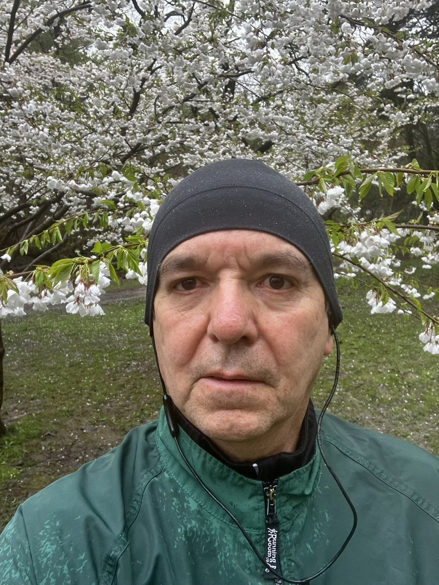 Running in nature… priceless!

I love running with sun and/or snow, but not much raining. Fortunately these gorgeous trees & listening to #TheDecibel on Canada’s 2 Billion (B) tree planting program made it enjoyable.