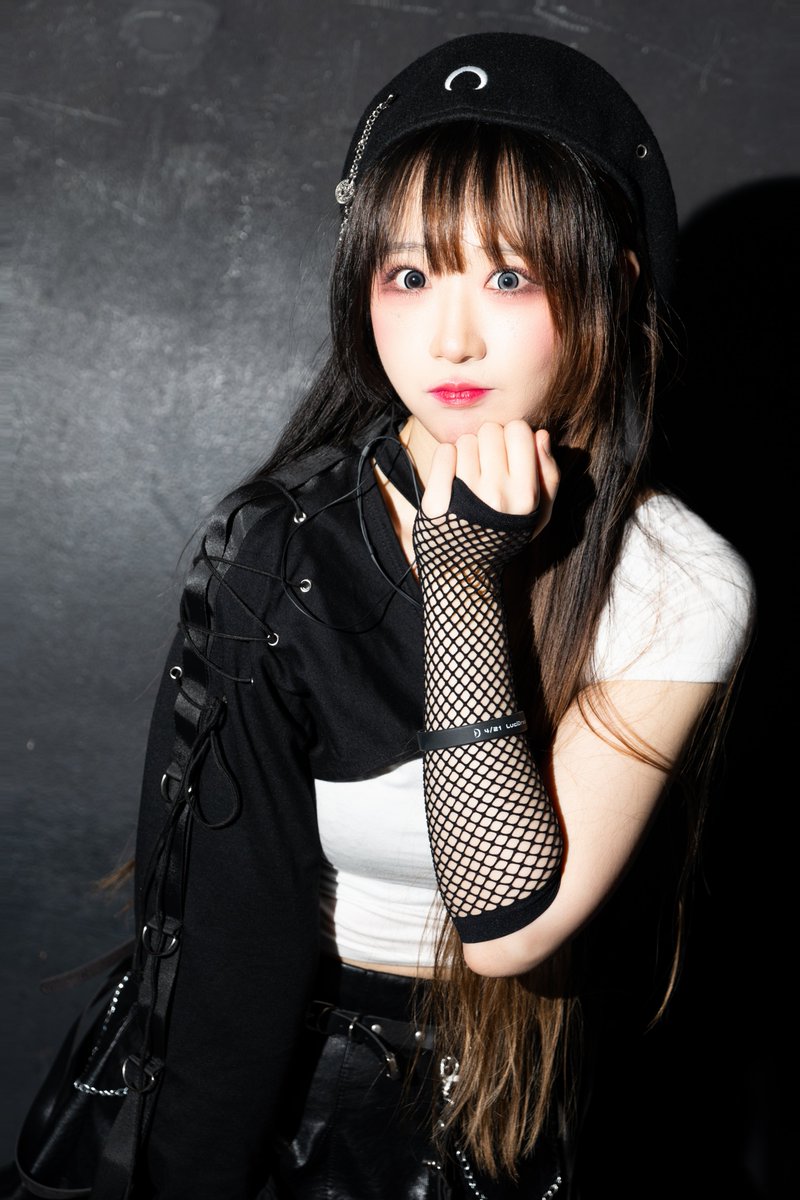 O:N - Profile - 02

⚠️PPOYO
@PPOYO_official 

Color : Red

NEXT -> Tomorrow🦋