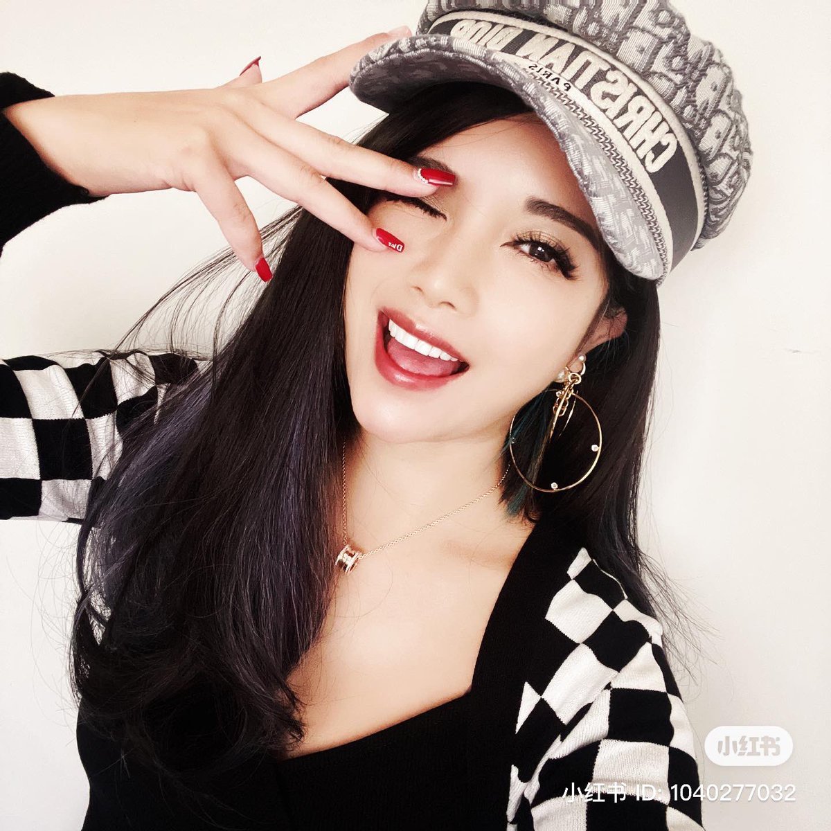 prettycrazyneko's tweet photo. A beautiful woman delights the eye
a wise woman, the understanding ,a pure one, the soul.

#MGG @metagirlgames https://t.co/KxGEnKUY09