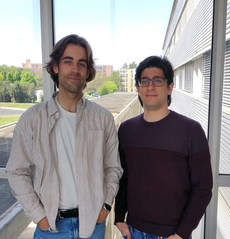 ISQCH (CSIC-UNIZAR) (@isqch) on Twitter photo Investigadores del ISQCH junto con la <a href="/Univ_Toulouse/">Université de Toulouse</a> desvelan nuevas claves de reactividad en la química de plata
▶️ El trabajo ha sido publicado en la contraportada de <a href="/ChemCommun/">Chemical Communications</a>. doi.org/10.1039/D3CC90…
▶️ bit.ly/3VzWZrB
<a href="/CSIC/">CSIC</a> <a href="/unizar/">Universidad Zaragoza</a> @AragonCsic <a href="/Ciencias_Unizar/">Ciencias_Unizar</a> Investigadores del ISQCH junto con la <a href="/Univ_Toulouse/">Université de Toulouse</a> desvelan nuevas claves de reactividad en la química de plata
▶️ El trabajo ha sido publicado en la contraportada de <a href="/ChemCommun/">Chemical Communications</a>. doi.org/10.1039/D3CC90…
▶️ bit.ly/3VzWZrB
<a href="/CSIC/">CSIC</a> <a href="/unizar/">Universidad Zaragoza</a> @AragonCsic <a href="/Ciencias_Unizar/">Ciencias_Unizar</a>