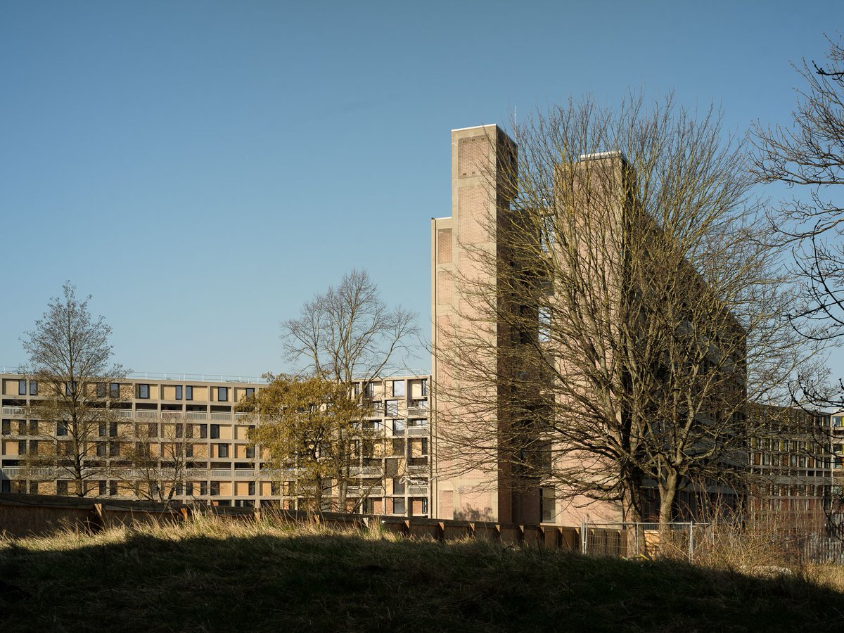 Park Hill scoops another award 👏🏾 Our work with @placesforpeople in transforming Park Hill in Sheffield last night won the @NorthernHAwards 2023 - Best Retrofit Initiative Well done to all involved and thanks to the team including architects Mikhail Riches