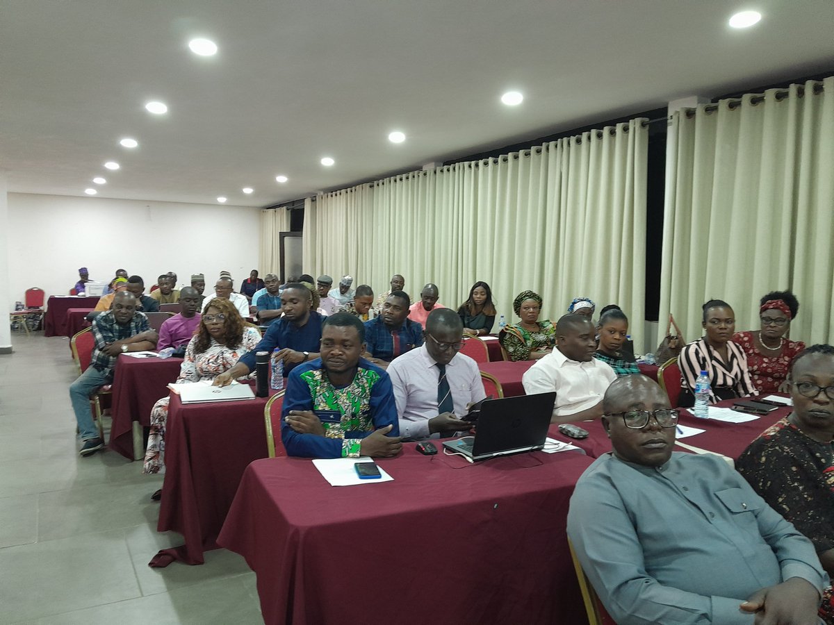 raampfpmu's tweet photo. Today’s activity focuses on presentations from three SPIUs (Abia @RAAMP_Abia, Akwa-Ibom @akwaibomraamp and Ebonyi respectively). #5thsupportmission #WorldBankNigeria #FrenchDevelopmentAgency #RuralDevelopment #RAAMP #FPMU #SDGs https://t.co/GfNCzwa4SG