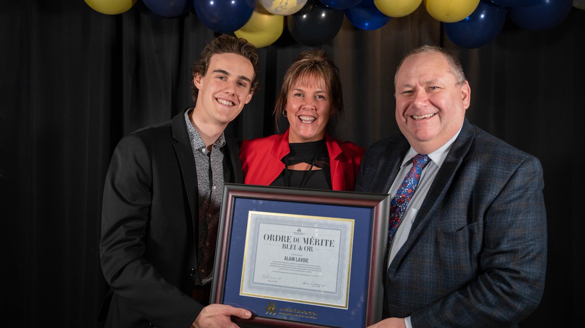 L'alUMni UMoncton tweet media