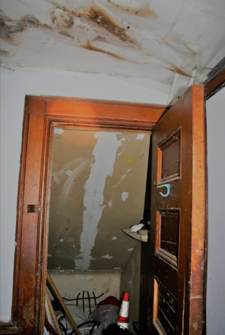 yoretown's tweet photo. As mentioned on our latest episode about Wes Craven  here are some photos from the Nightmare On Elm Street house in Potsdam NY.

Even though it was never confirmed it was the inspiration behind the movie we all think it had something to do with it.

What do you think? https://t.co/xT9M54NmFR
