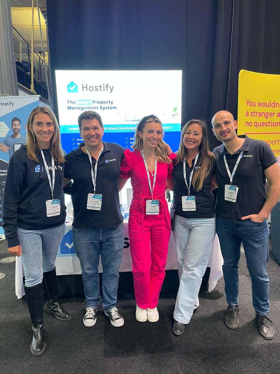 The Hostify team had a great time at the #ShortStaySummit 2023!
Every year we learn more from the best! An amazing event meeting industry peers and exchanging ideas.
Thanks to everyone who stopped by to see us!
📸@KnowYourGuest_ @Price_Labs @BeyondPricing @RentalsUnited