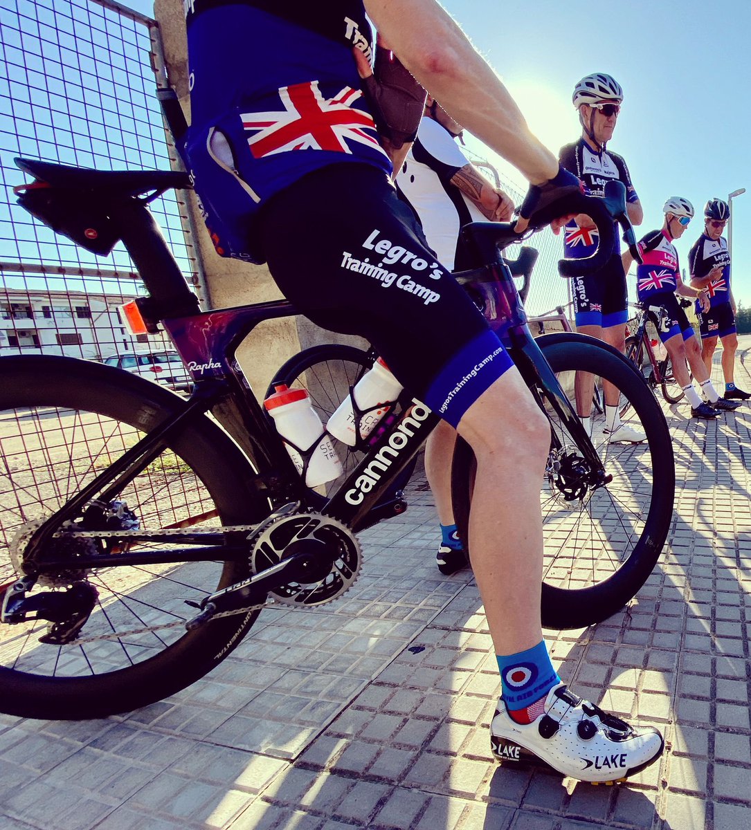 LEGRO's tweet photo. Here we go. Legro’s cycling experience is off to Mallorca for our spring camp
If you want to join to join us in our autumn camp in October, go to https://t.co/8nX5SUGKXk
See you there 😎🚴🏼♀️
#cycling #cyclinglife #legroscyclingexperience #ClubDelSol #ElBistro https://t.co/O4jMKLerXa
