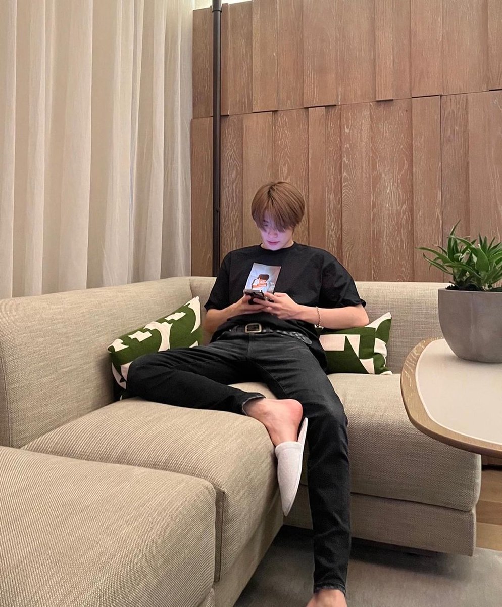 aquariusjjh's tweet photo. 사랑하는 언더바 정재현 바이브 https://t.co/N9Zu69TKtH