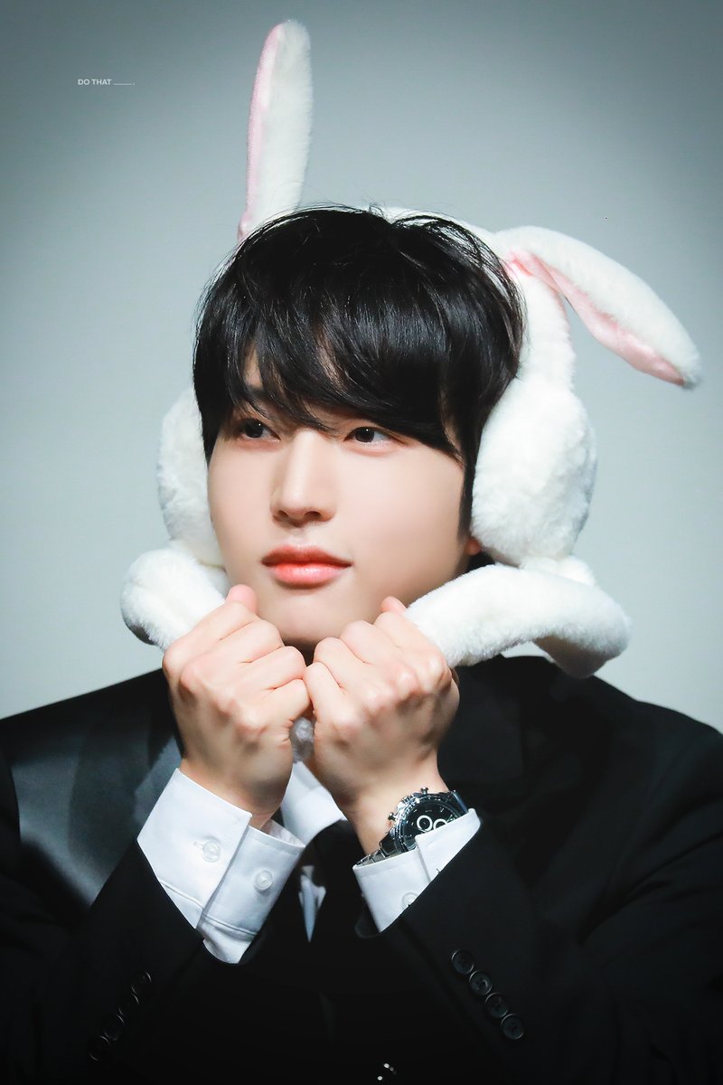 dothat_eh's tweet photo. 230402 내적비명지름
#은휘 #휘 #HWI #EUNHWI #TNX https://t.co/I6e0uUgiFS