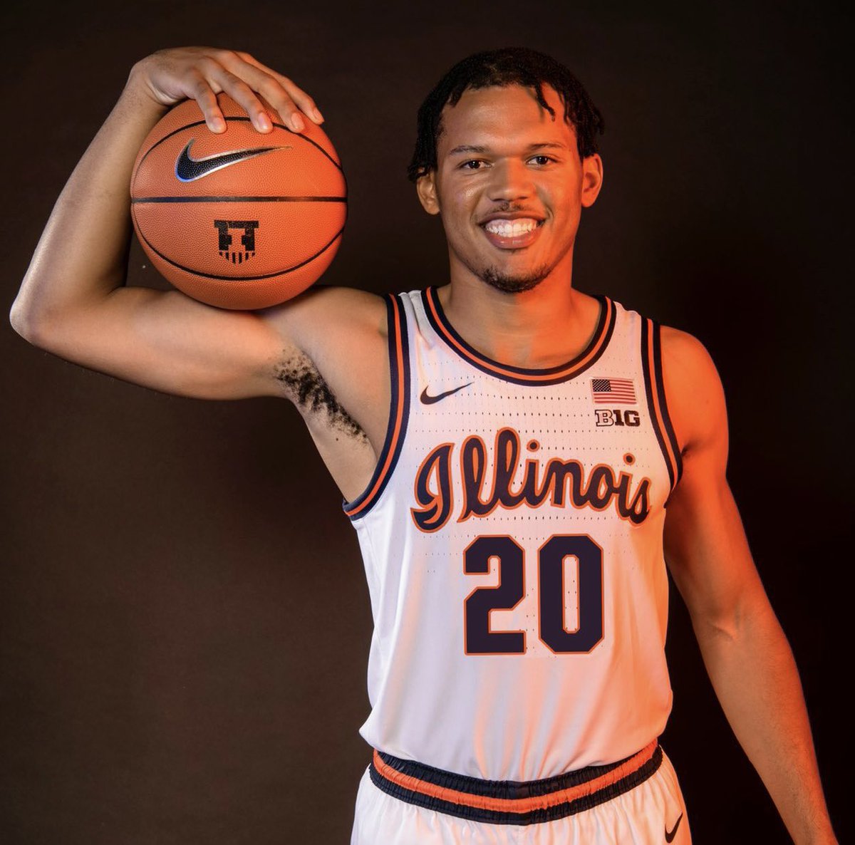 Happy birthday to 2021 Bobcat state champ, AP Player of the Year in the state of Michigan, and current freshman at Illinois, Ty Rodgers! Hope your day is a great one, Ty!
#Together #Family