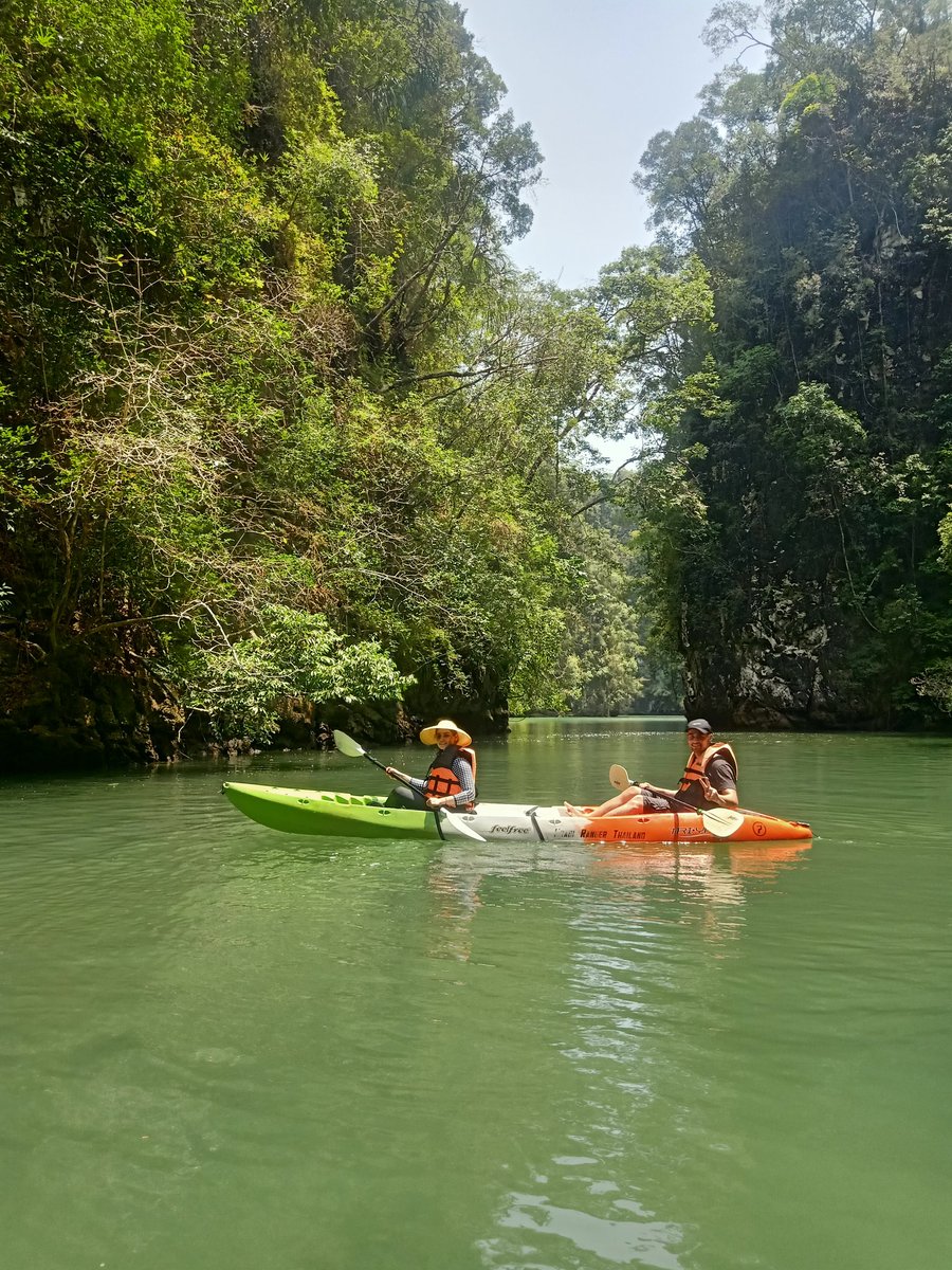 Nice kayaking
#kayakinginkrabi #krabi #tripthailand #krabithailand #freelanceguide #tourpackages